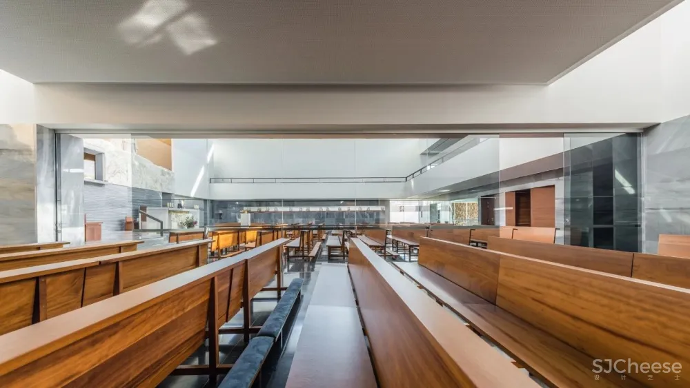 Churches丨灵魂的救赎所