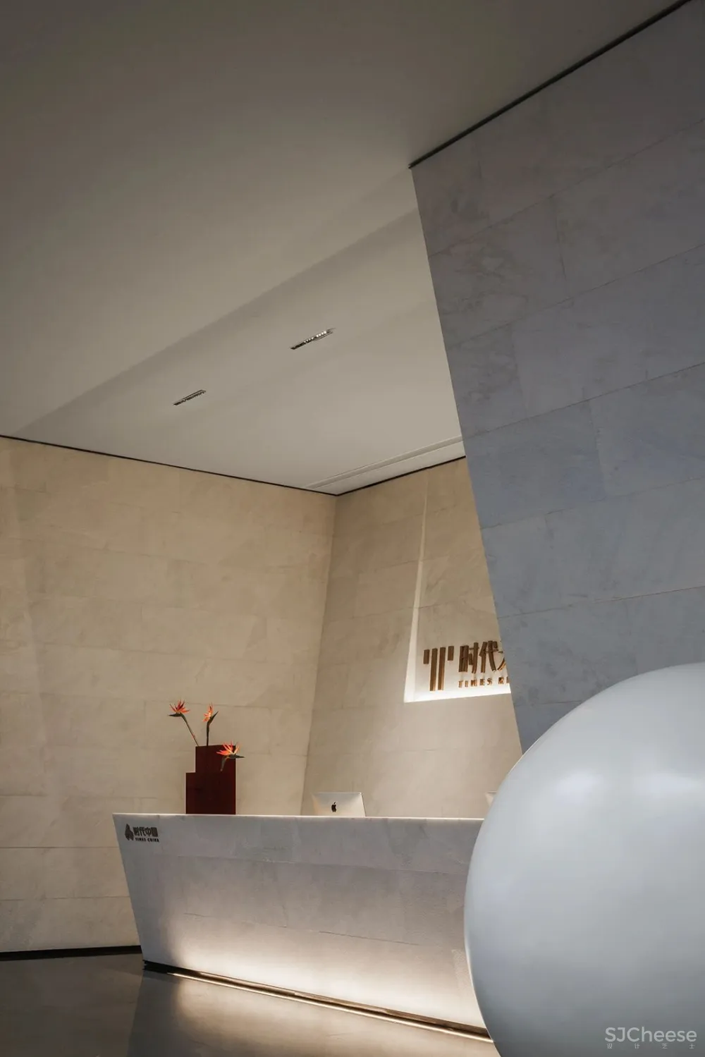 时代 光 静谧 美的内核