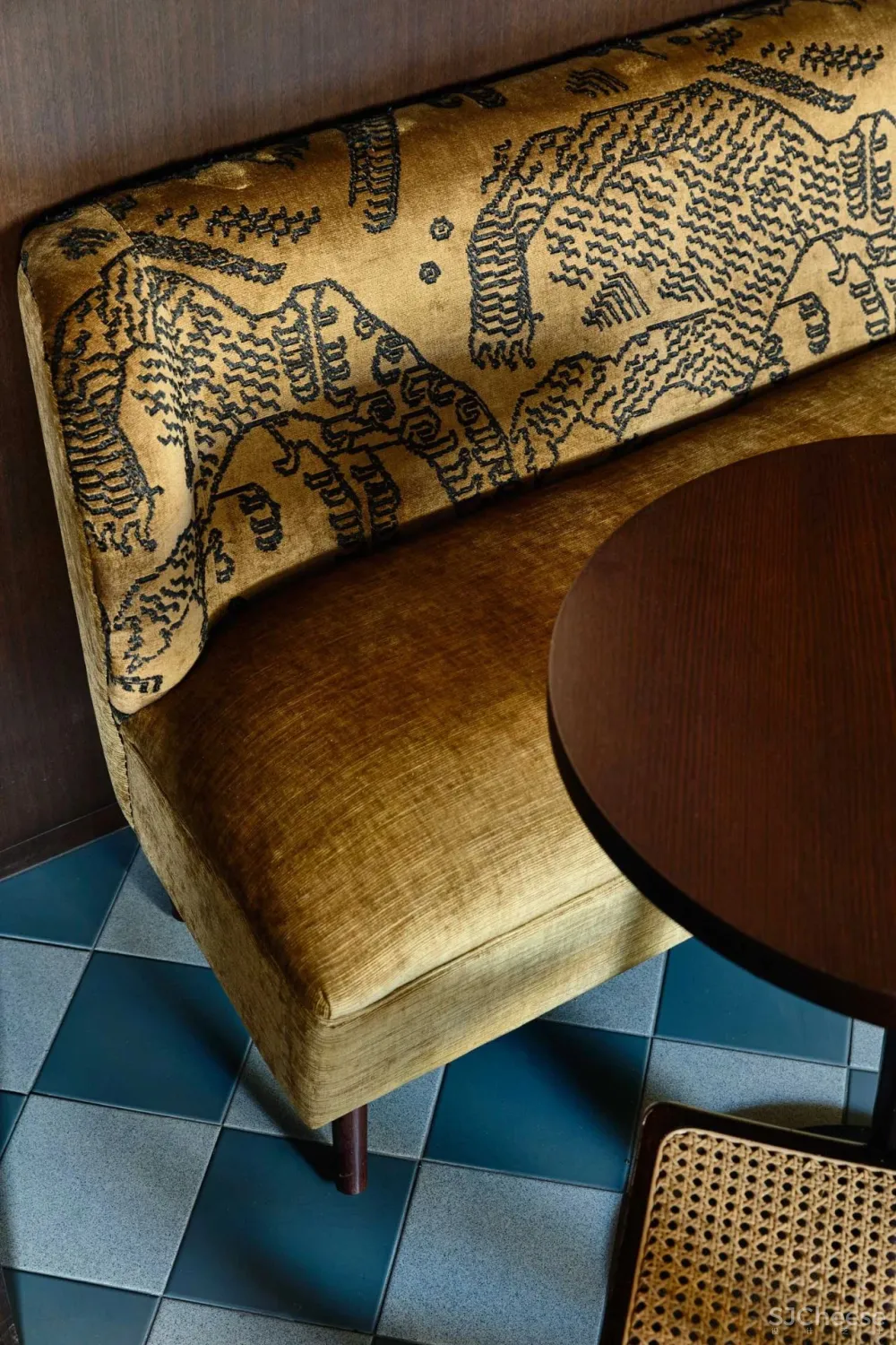 Poodle Bar and Bistro in Melbourne by Bergman - Co.