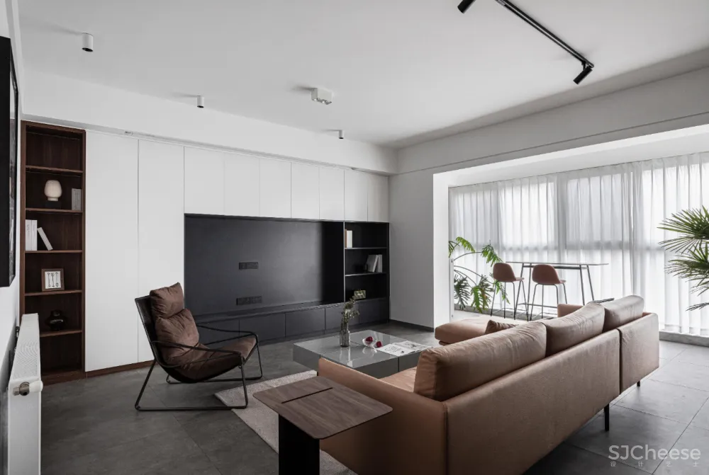 阳光大男孩买下147㎡，把「音乐会」搬进黑白灰的个性之家