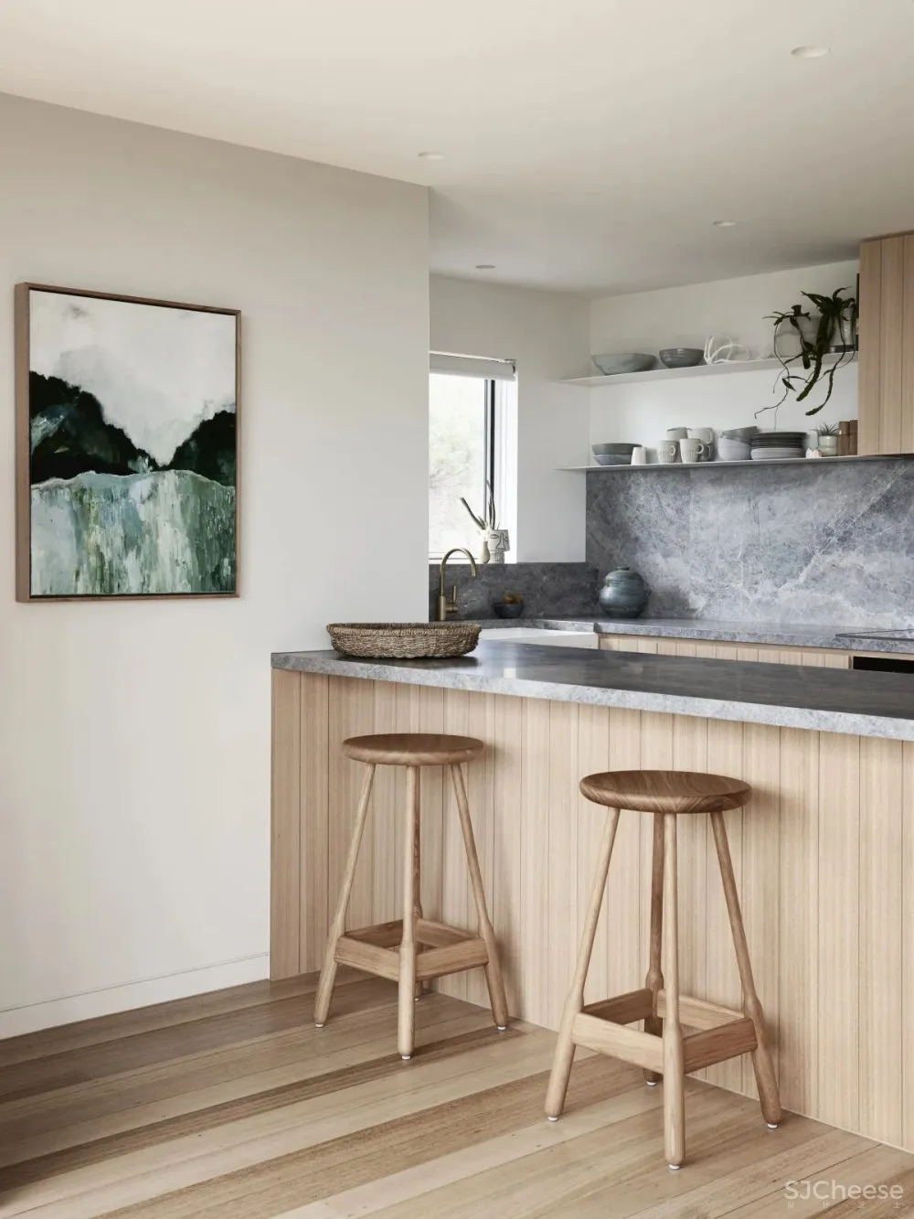 两居室简约住宅，原木家具加上藤编元素太好看了！