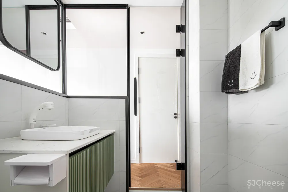 89㎡ 两室两卫，简约的复古设计爱了爱了!