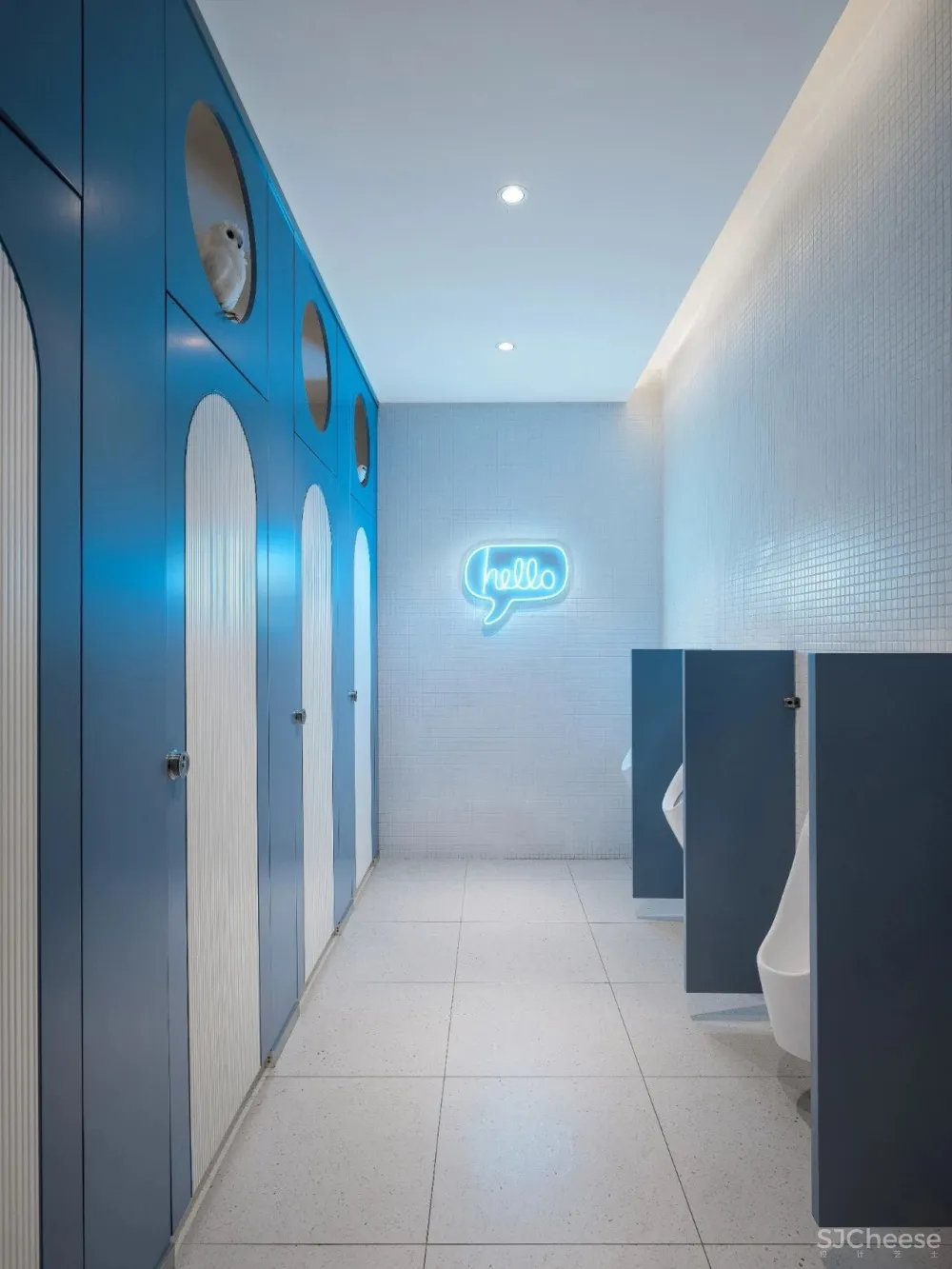 CLV赛拉维×旭辉:旋转的梦幻空间,唤回童心世界!