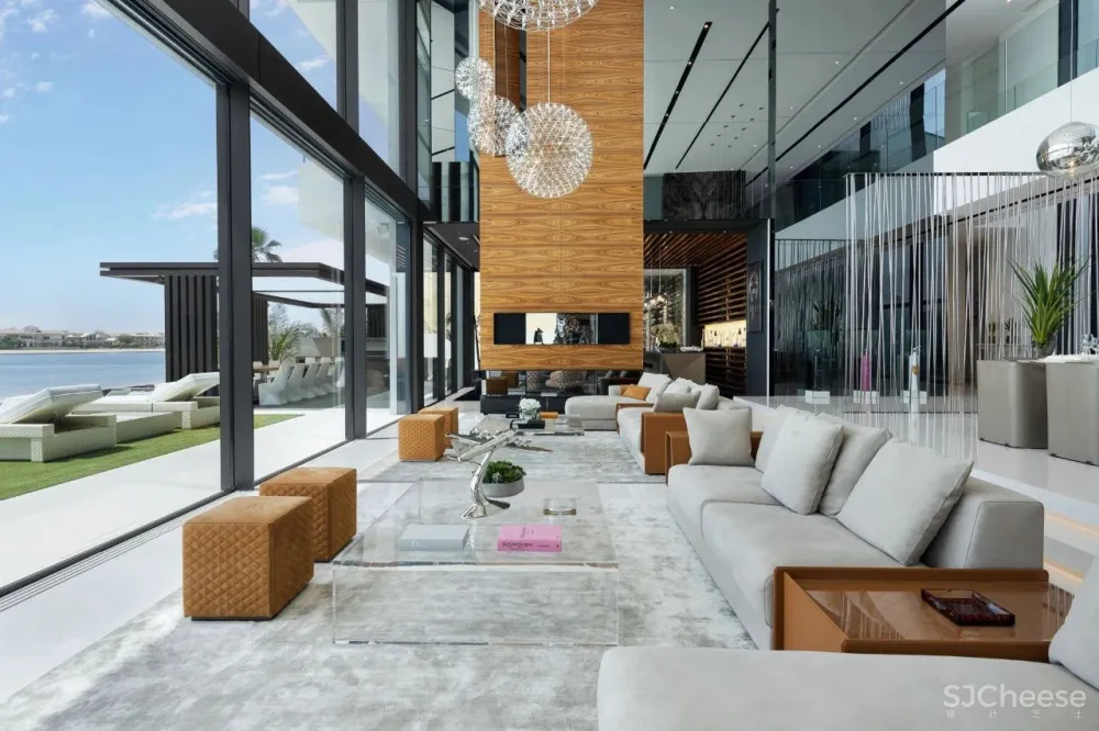 迪拜最昂贵的别墅，还送法拉利和劳斯莱斯！