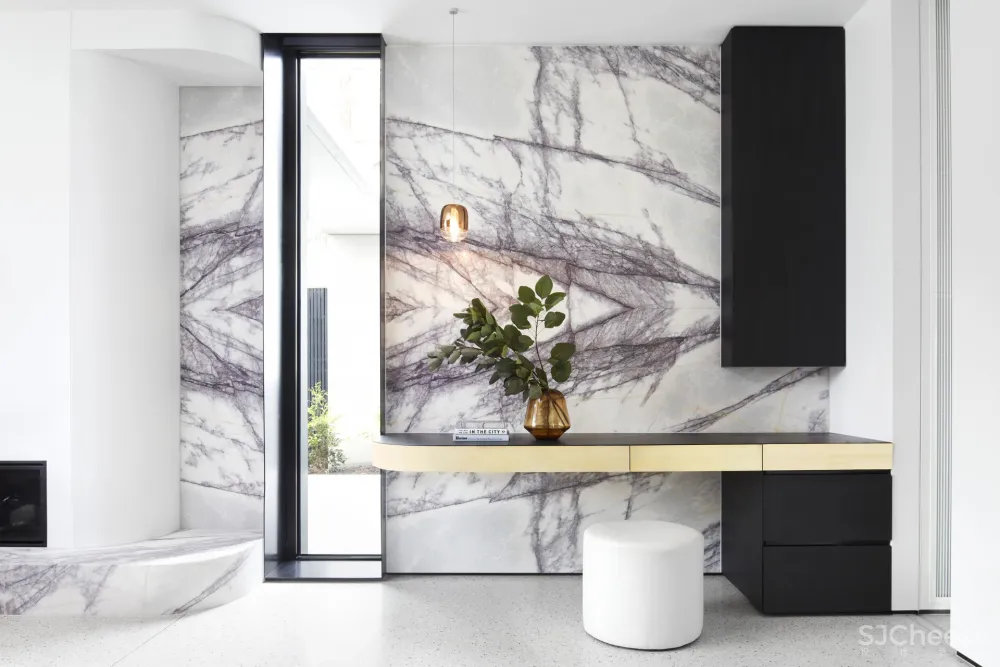 精致而富有细节的极简主义 Mckimm新作