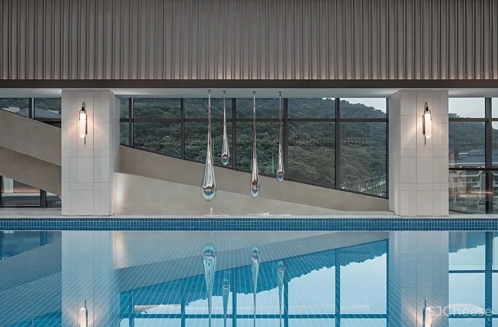 广州伶居侘寂风总部办公，旧得很高级！