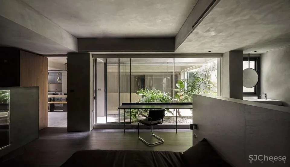 将绿意和天光引入地下 士东许宅 KC design studio