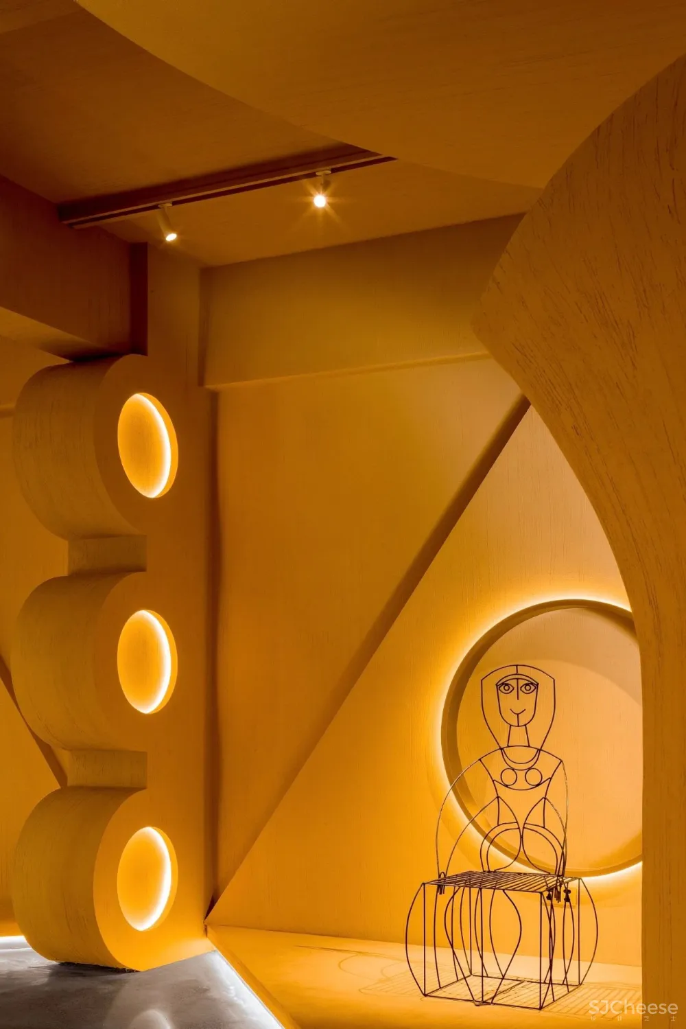 李文强 ：趣味十足的艺术收藏馆，反理性幽默解救城市的无趣！