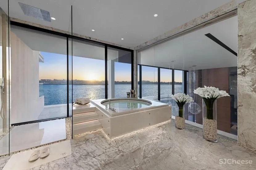 迪拜最昂贵的别墅，还送法拉利和劳斯莱斯！