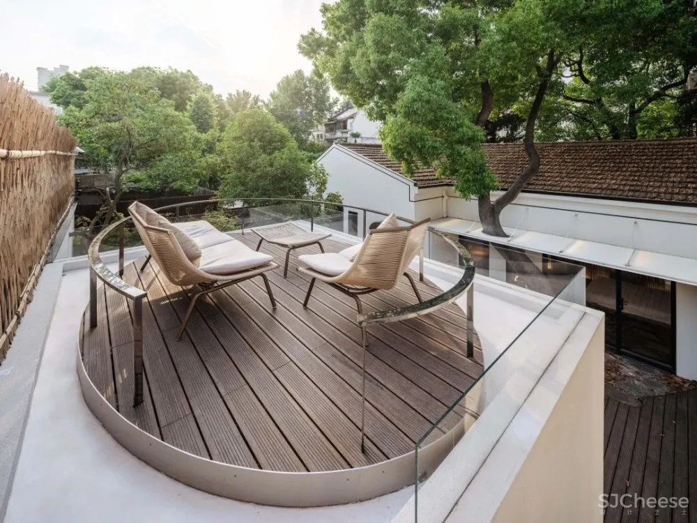 上海 100㎡ 小宅院,花 6 年建成,设计处处有亮点