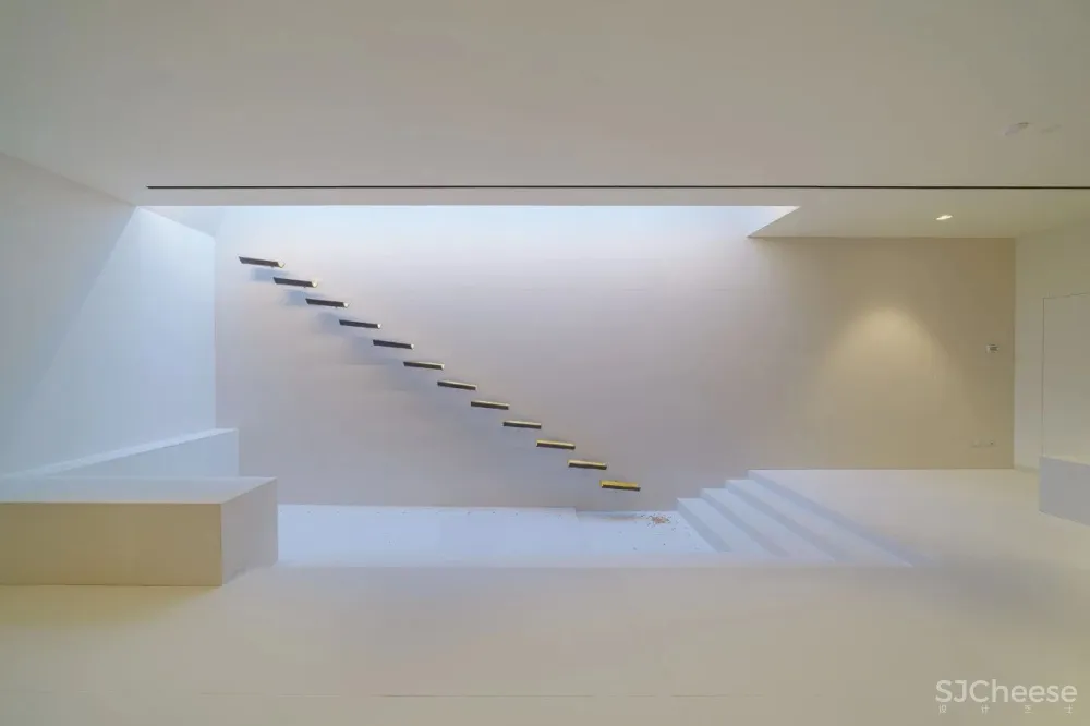 Churches丨灵魂的救赎所