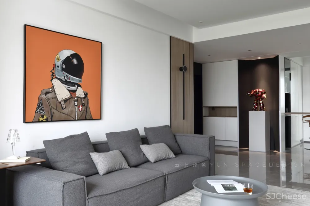 沉醉于漫画的小哥の宅