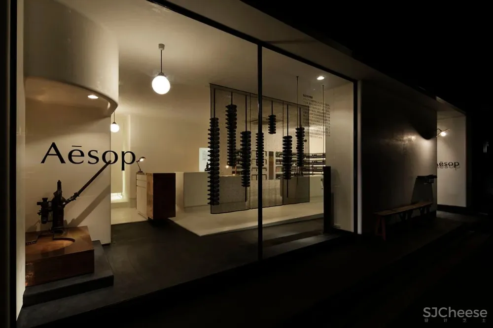 绪方慎一郎 将美食、文化、手工艺、设计 大融合的东方美学大师