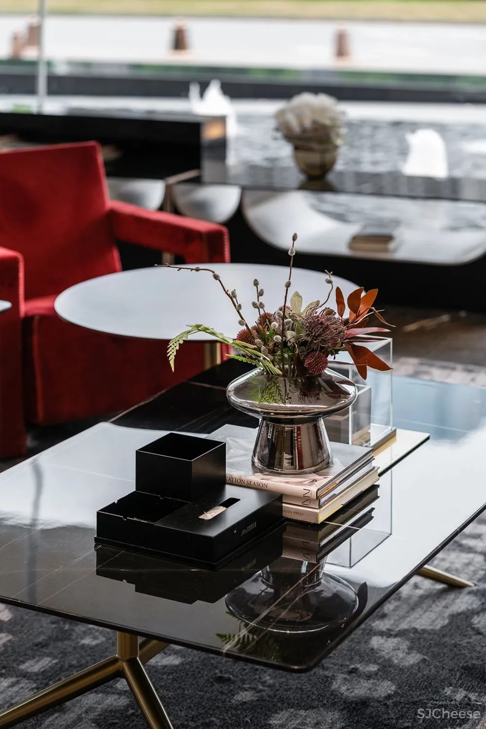 时代 光 静谧 美的内核