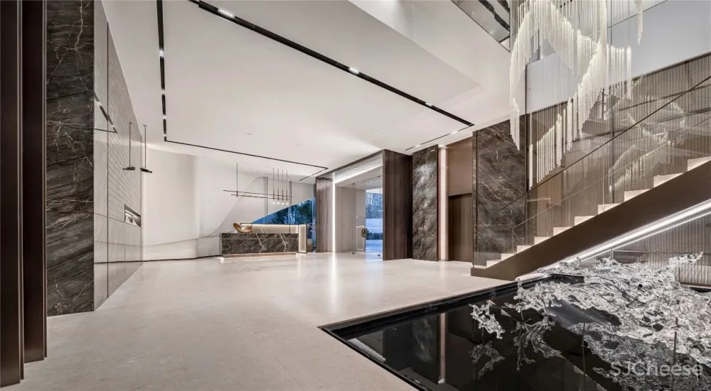 凌子达新作 山麓薄暮下的静谧空间