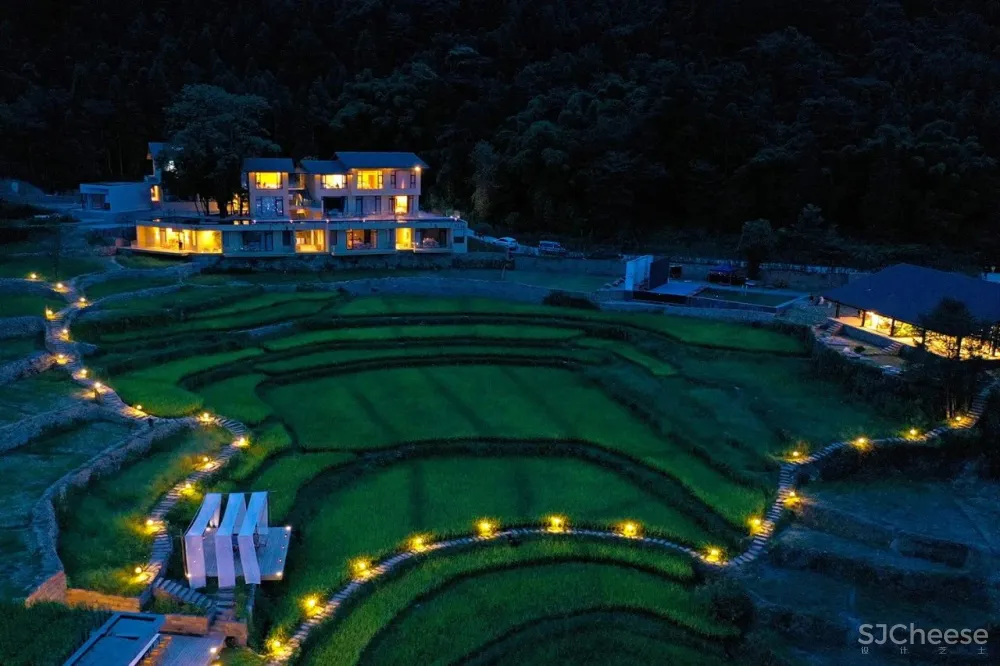 比清迈更清凉的同款田园生活!告别高温,不用防晒没有蚊虫,睡入云端的稻田之上!