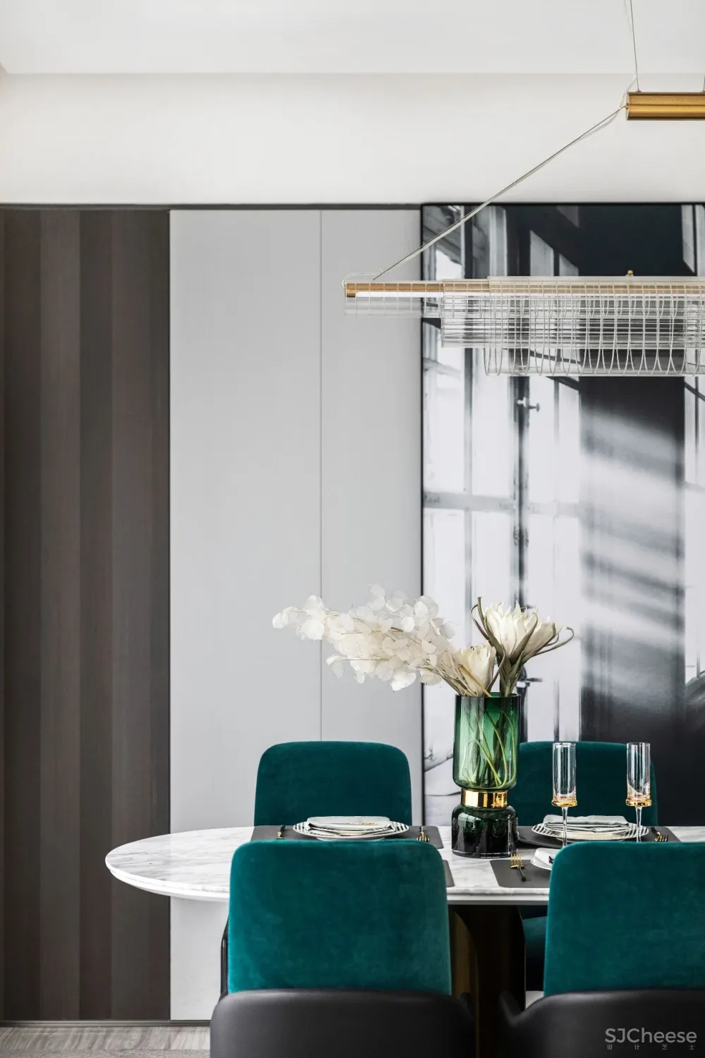 KOYI柯翊:点睛孔雀蓝,演绎现代简约家居轻奢范