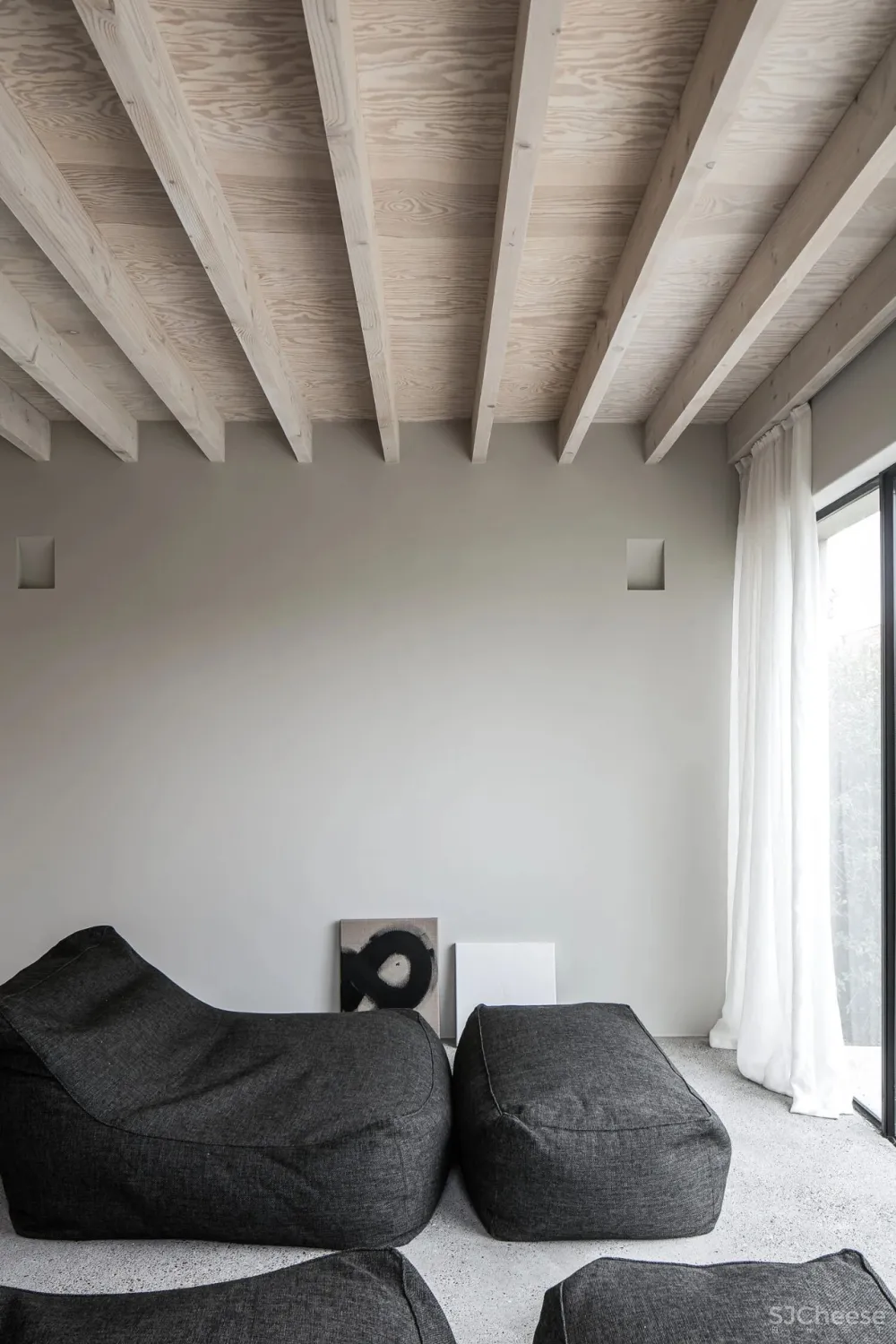 AM Designs|歷史村中的房屋