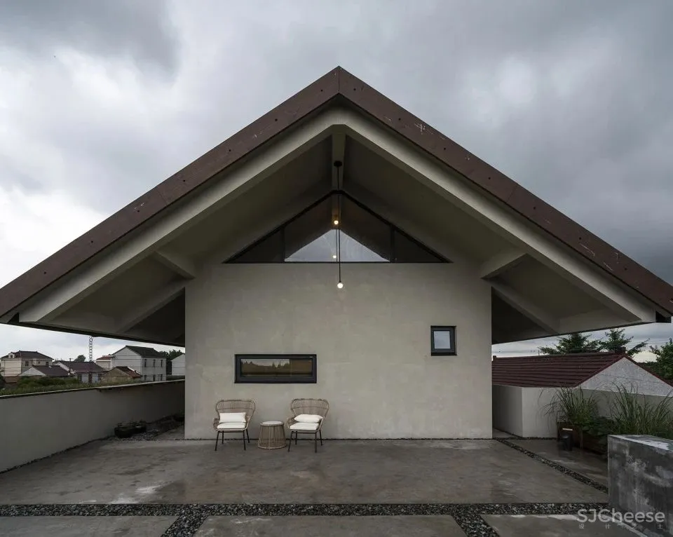 非典型性反乌托邦乡建 面向田野的住宅 空格建筑