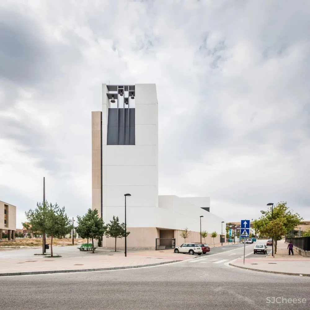 Churches丨灵魂的救赎所