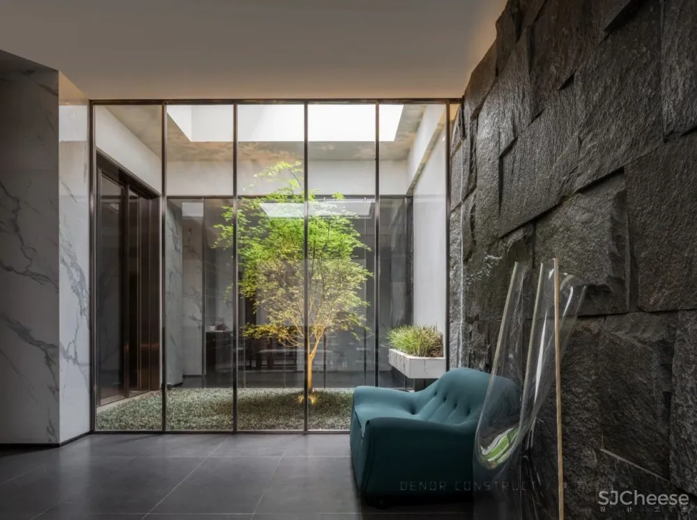 700平空间营造,追寻远方的未知,陪伴家中的所爱 大诺营造