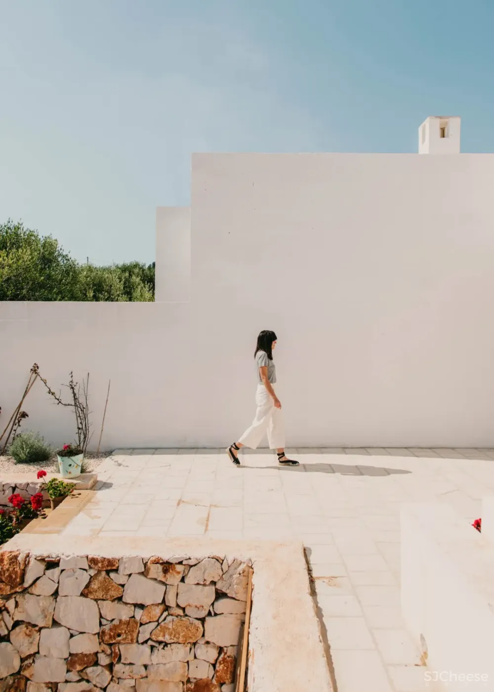 5万一周的意大利民宿长啥样?朴素的设计,大白墙也高级