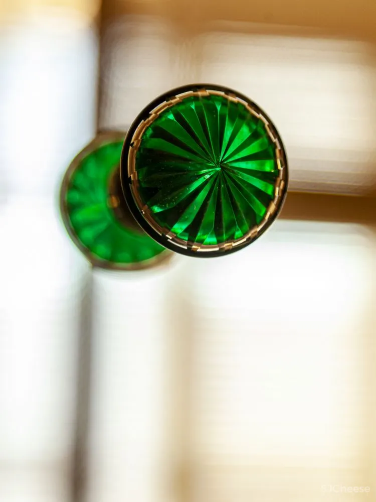 看腻了极简设计，丰富的材质细部更让人心动！