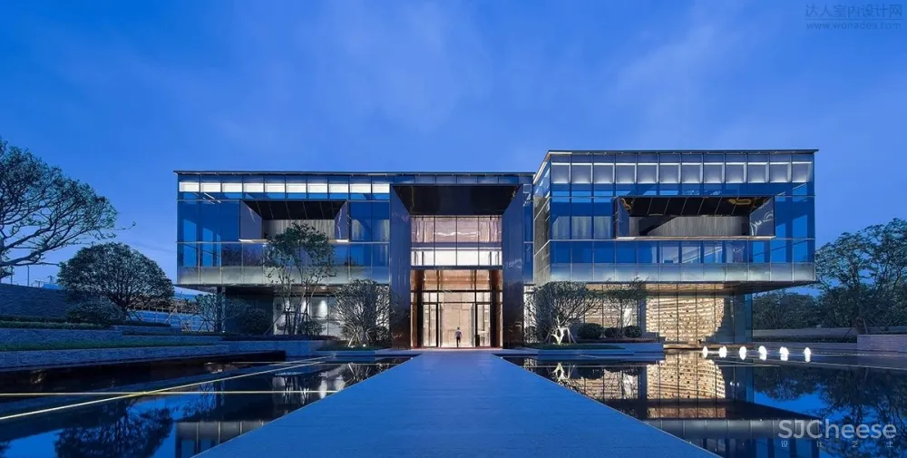 富有独特标识感的“城市橱窗”