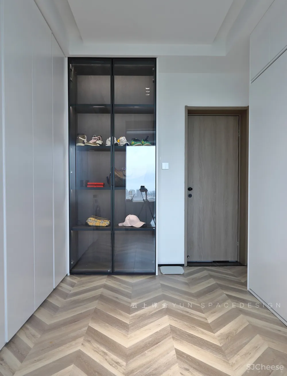 沉醉于漫画的小哥の宅