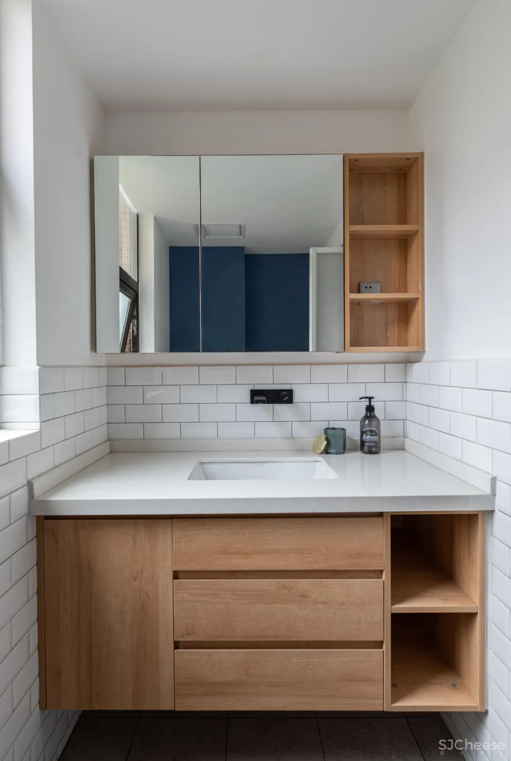 阳光大男孩买下147㎡，把「音乐会」搬进黑白灰的个性之家