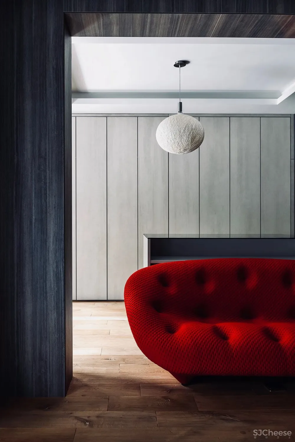 300㎡灰调原木风私宅,简洁质朴惹人爱!