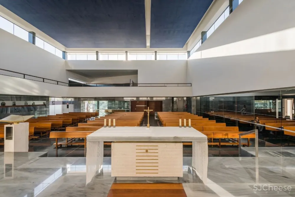 Churches丨灵魂的救赎所