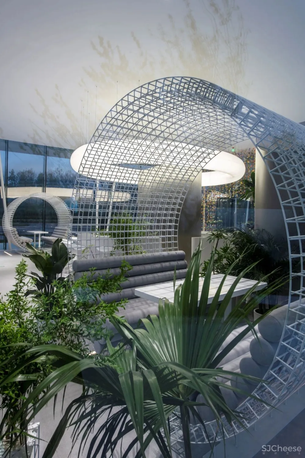 SWS 作品 停靠在青岛小镇上的四季花房:青岛西海岸云中花社咖啡馆