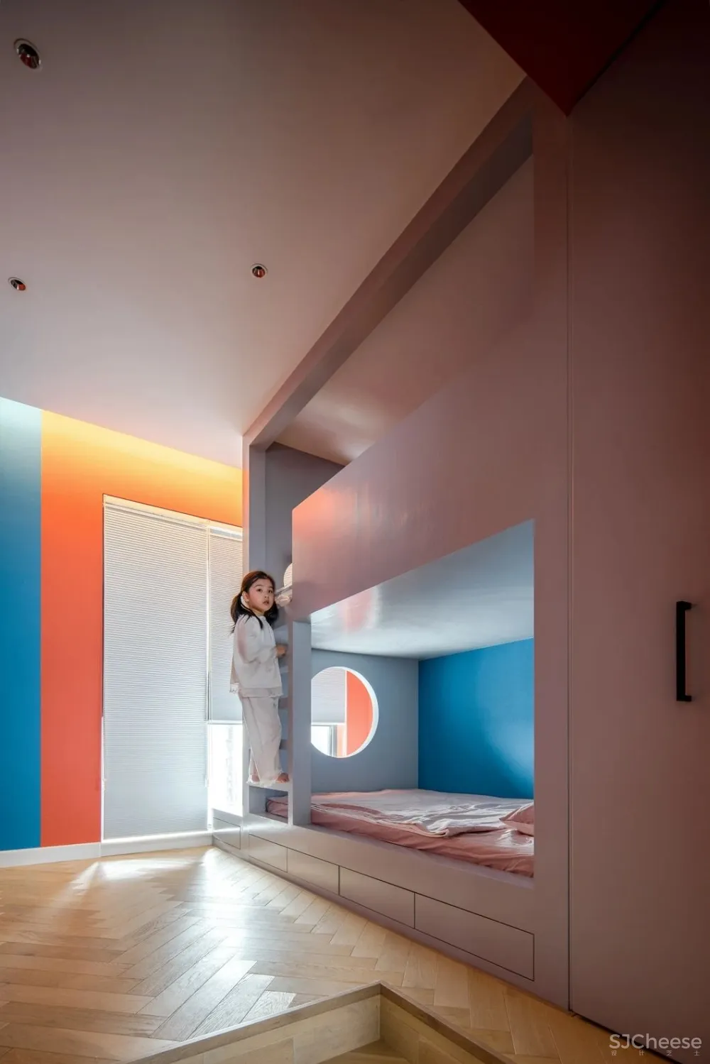 成都两娃之家,溜滑梯、荡秋千,150㎡里好玩、功能、收纳,每样都很强大!