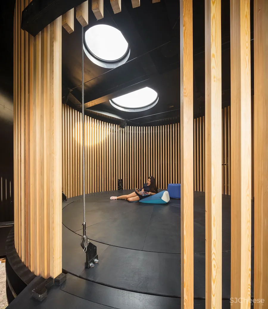 别墅这样设计,车库都省了!