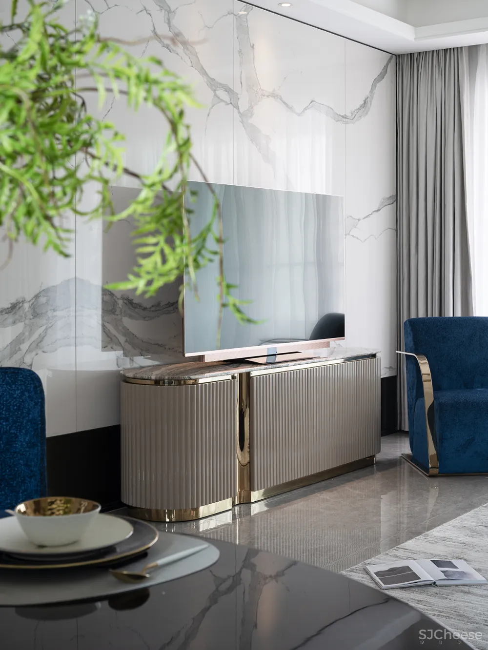 大气精致的155㎡住宅，一抹蓝色唤醒时尚气息！