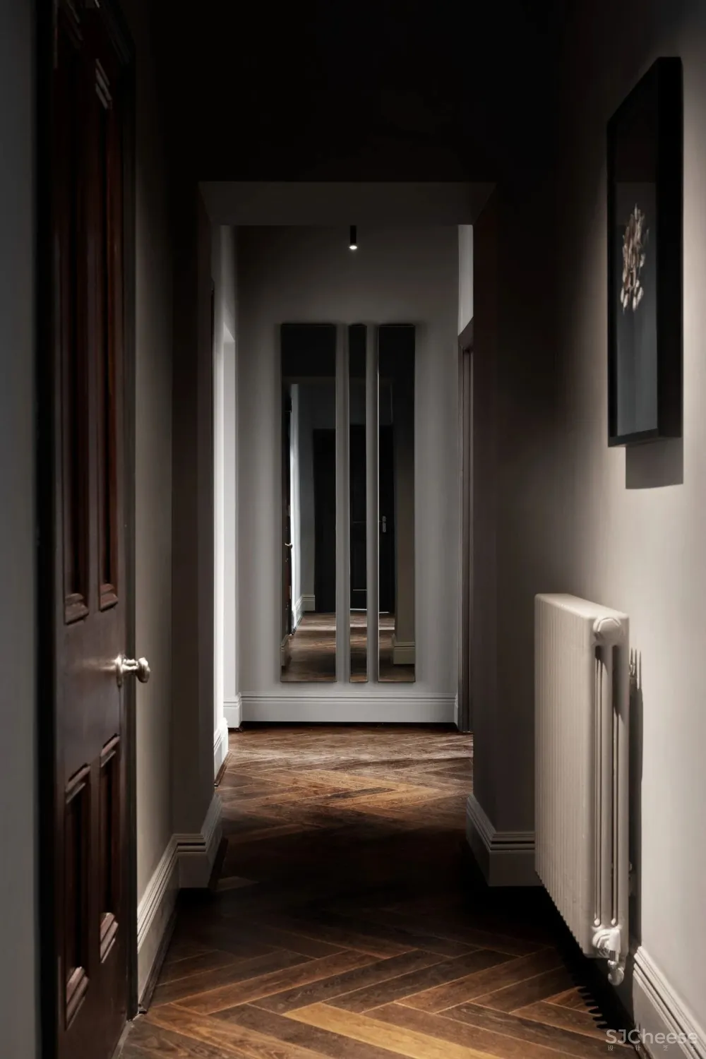 Youth Studio｜Stone Cross ：a Manor House Built in 1878 Modernized