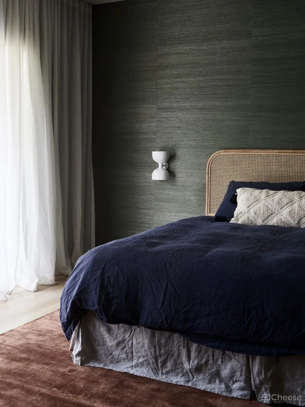 两居室简约住宅，原木家具加上藤编元素太好看了！