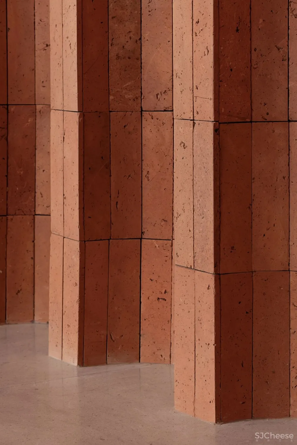 火山石 红砖,47㎡球形空间的暧昧与冲突!