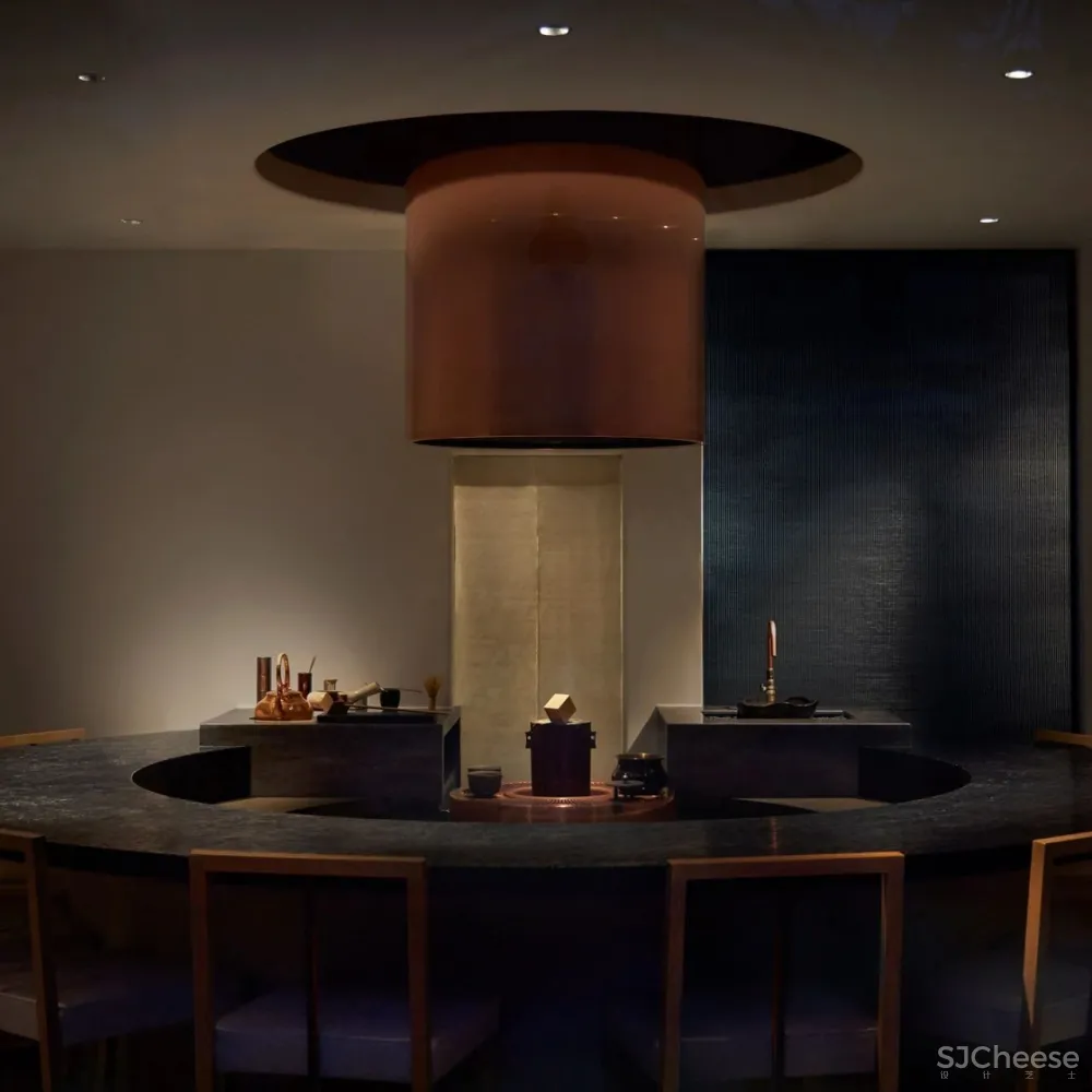 绪方慎一郎 将美食、文化、手工艺、设计 大融合的东方美学大师