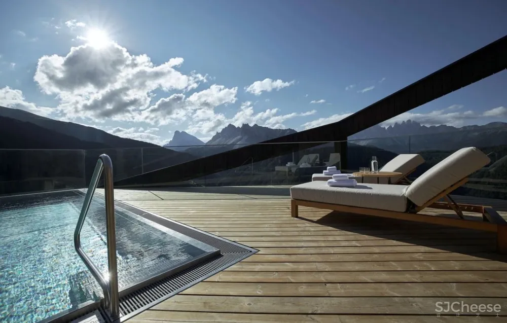 我向往的森林秘境 丨 意大利最新揭幕的心灵治愈酒店