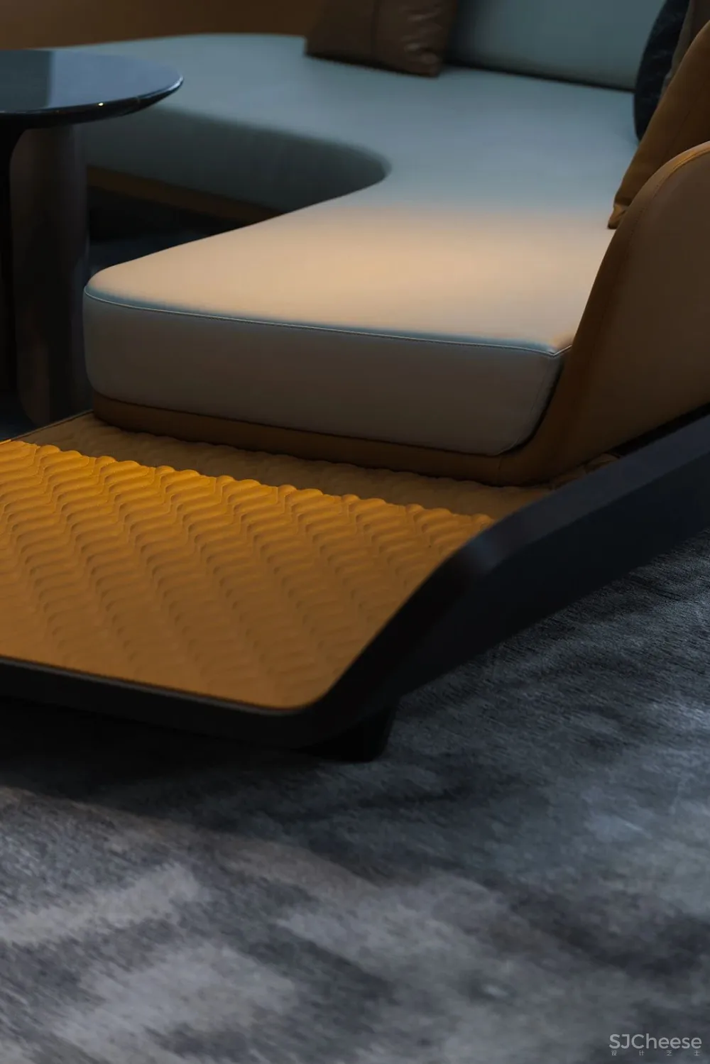 时代 光 静谧 美的内核