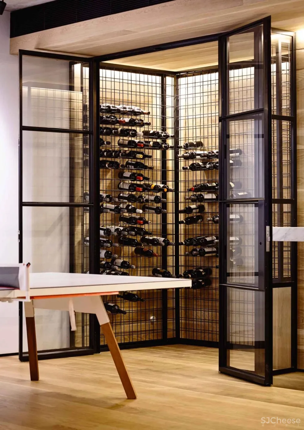 精致而富有细节的极简主义 Mckimm新作