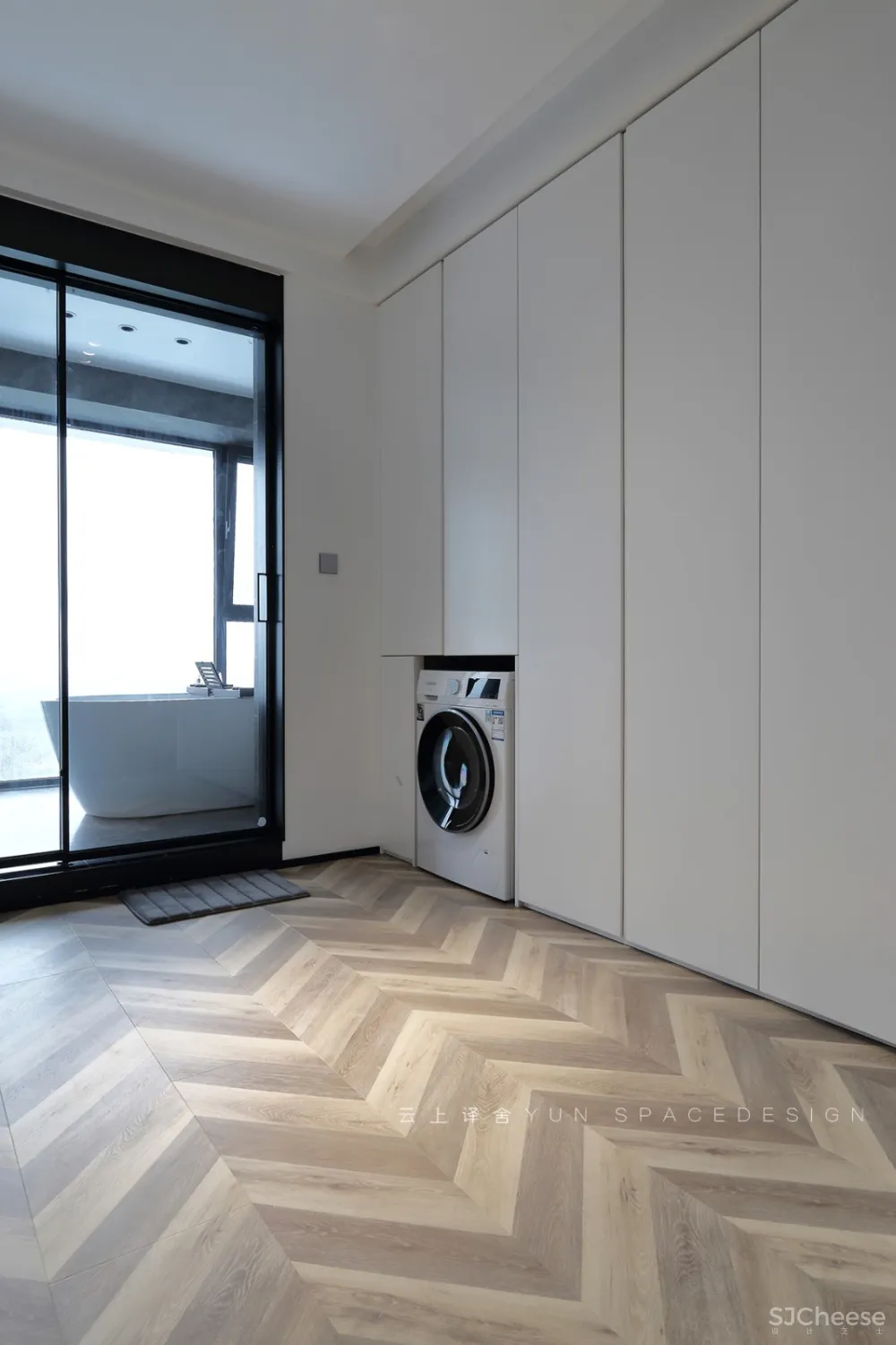 沉醉于漫画的小哥の宅