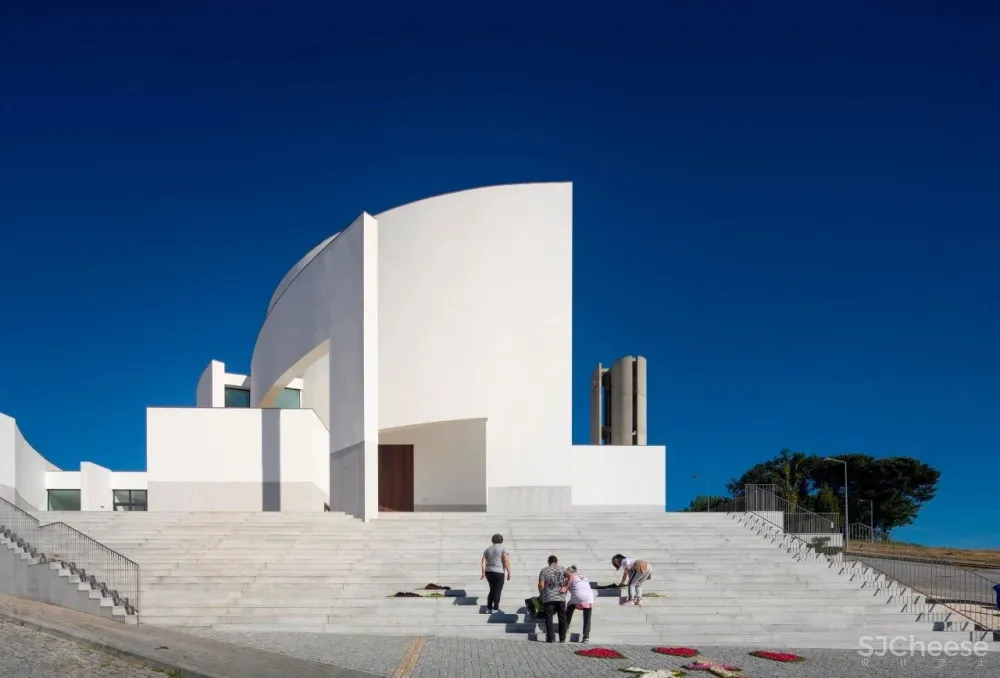 Churches丨灵魂的救赎所