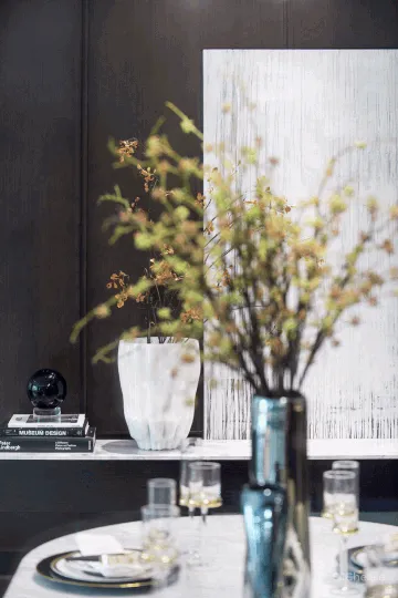 200㎡海派低奢样板间,融入秦淮河畔的当代人居