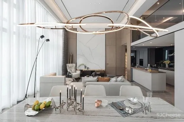 在260方空中跃墅眺望国际滨 刘荣禄国际