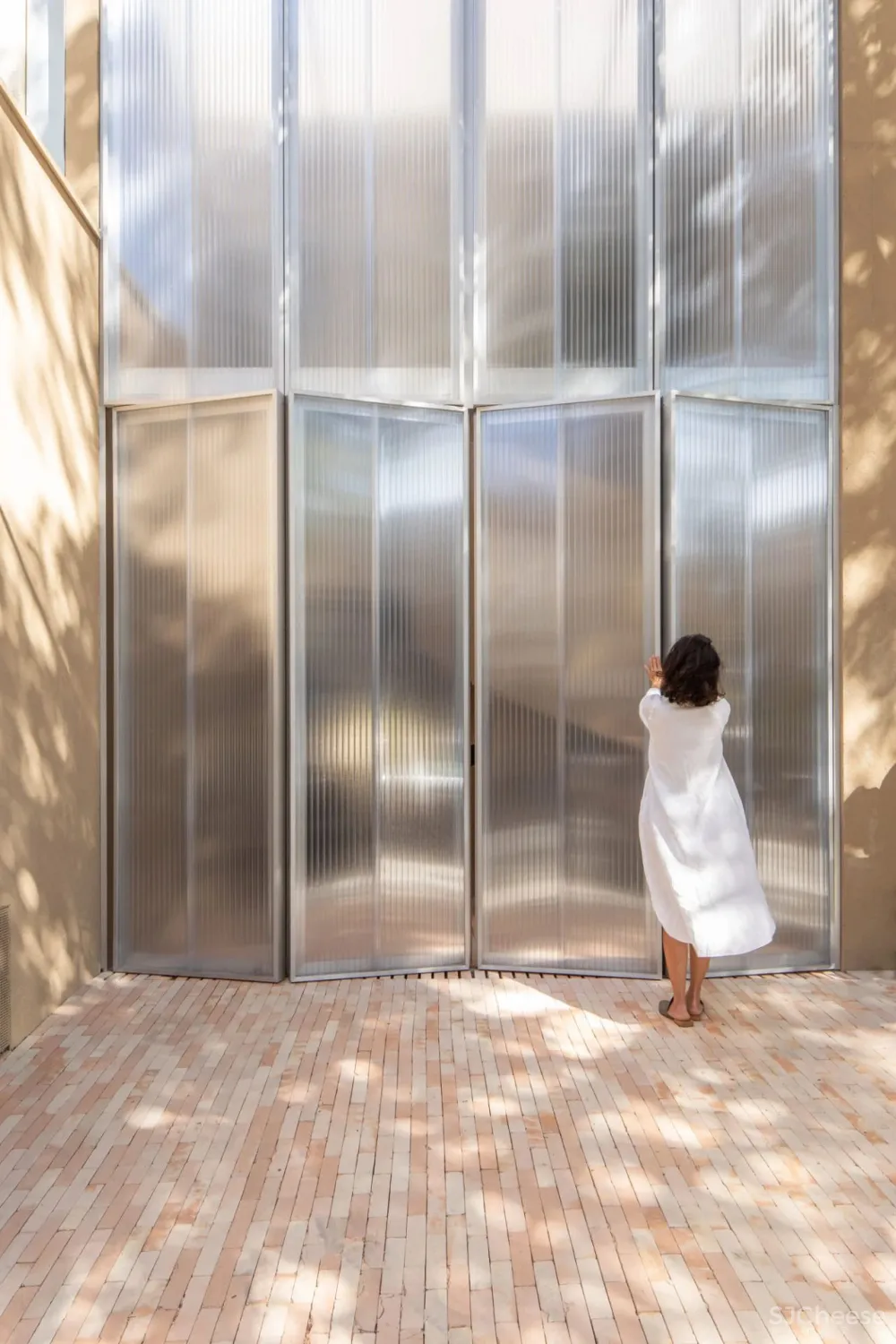 MNMA STUDIO在圣保罗的TERRACOTTA梦想中的两种热带风情。