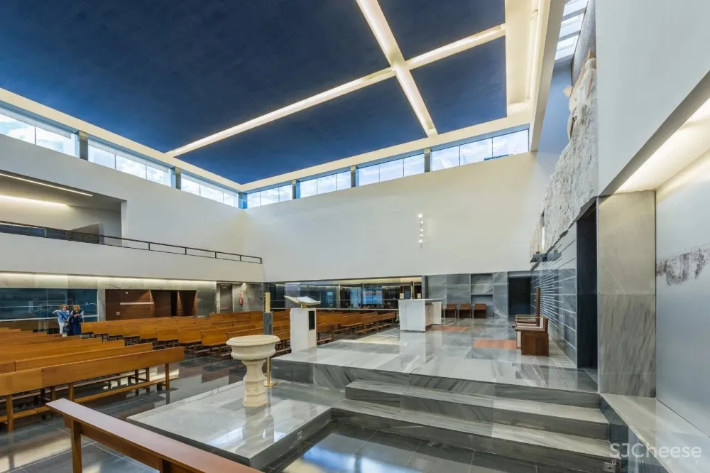 Churches丨灵魂的救赎所