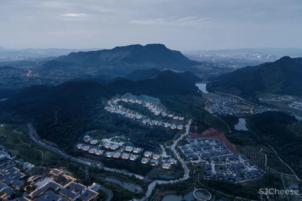 宋卫平首个现代山居别墅 绿城安吉桃花源未来山